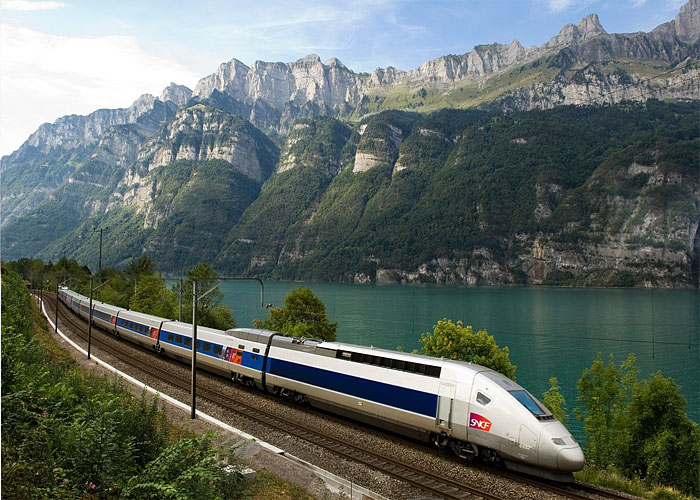 Железнодорожный транспорт Франции: подвижной состав TGV