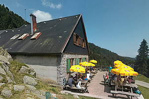Кафе Ferme Auberge du Lac de Forlet у озера Труит у дю Форле  (Эльзас)