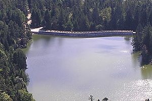 Плотина на озера Труит у дю Форле (Эльзас)