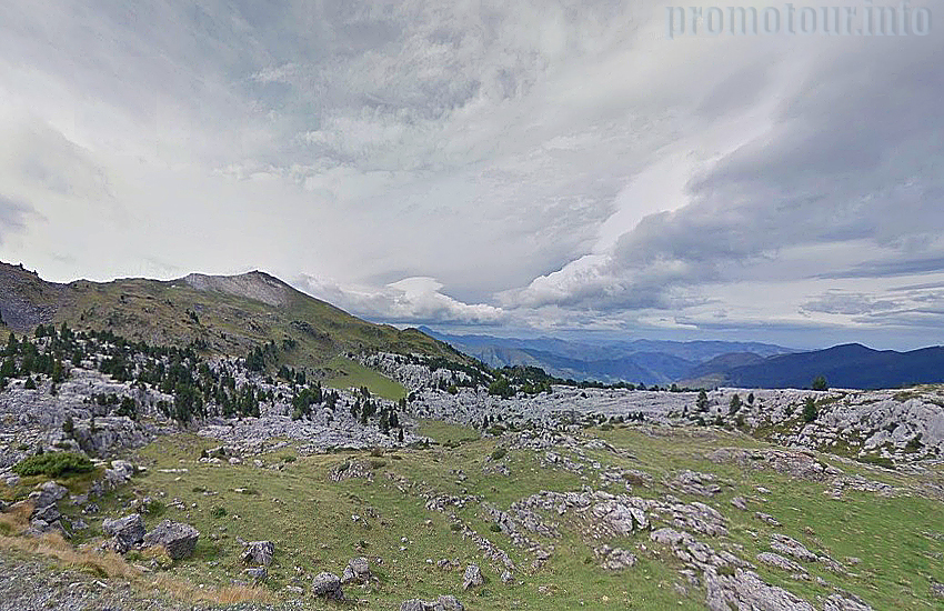 Западные Пиренеи. Хребет Бурушейта (crete de Buruchieta). Высота: 1260-1600 м.