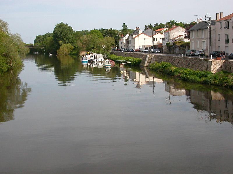 Реки Франции, длинной 100 - 200 км