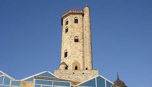 Колокольня Мийо (Beffroi de Millau)