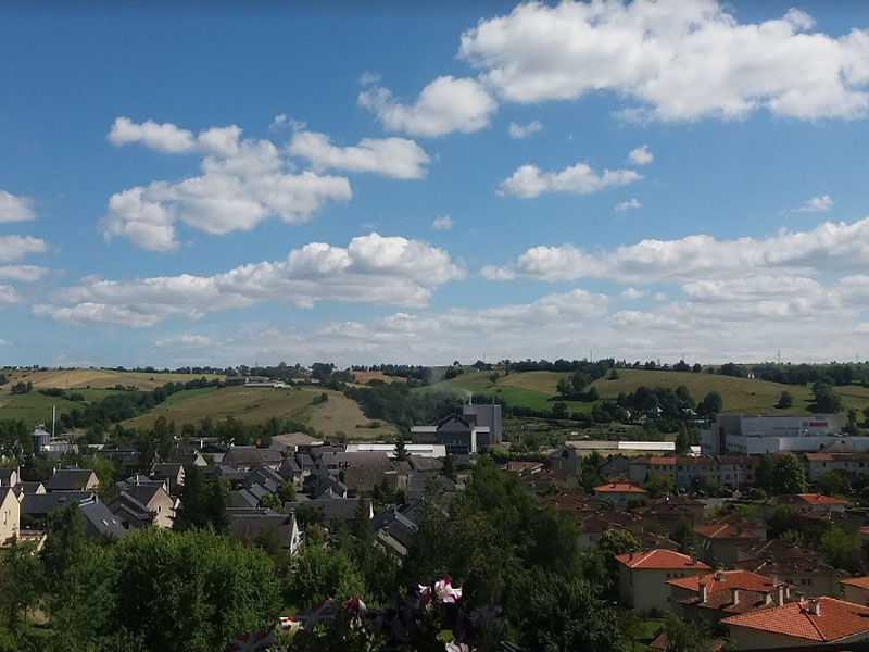 Оне-ле-Шато (Onet-le-Chateau): панорама города